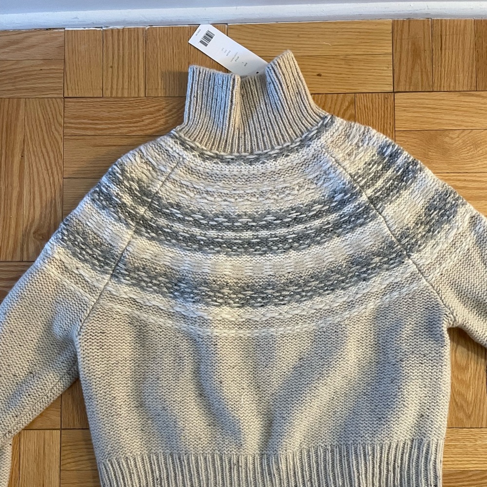 Vince NWT sweater- S